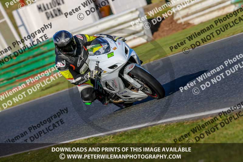 PJM Wedding Photography;enduro digital images;event digital images;eventdigitalimages;mallory park;mallory park photographs;mallory park trackday;mallory park trackday photographs;no limits trackdays;peter wileman photography;racing digital images;trackday digital images;trackday photos